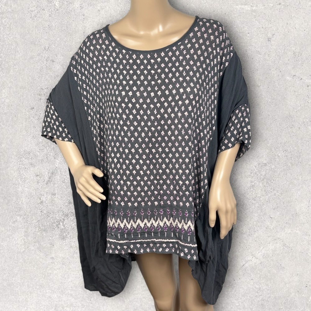 Free People Grey Bandana Oversized Poncho Top Size XS Batwing Boho Pockets Boho